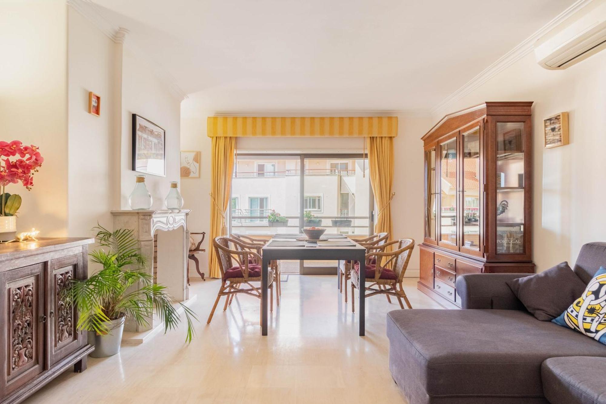 Central Cascais Apartment With Private Parking Zewnętrze zdjęcie